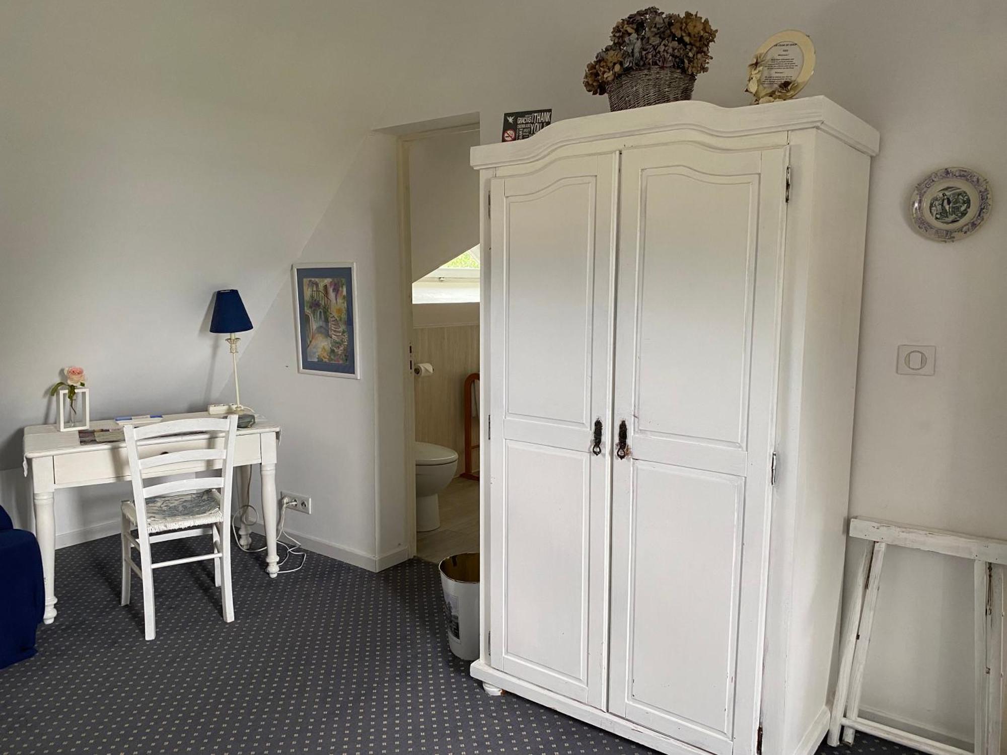 Le Clos Du Golf Dame-Marie-les-Bois Екстериор снимка